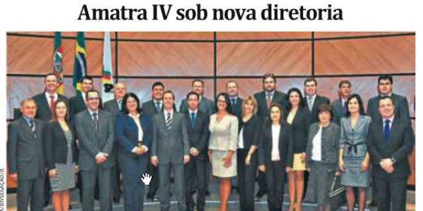 Notícia sobre posse da nova diretoria da AMATRA é publicada no Jornal do Comércio.