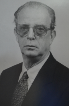 Estevão Valmir Torelly Riegel (1990/1992)