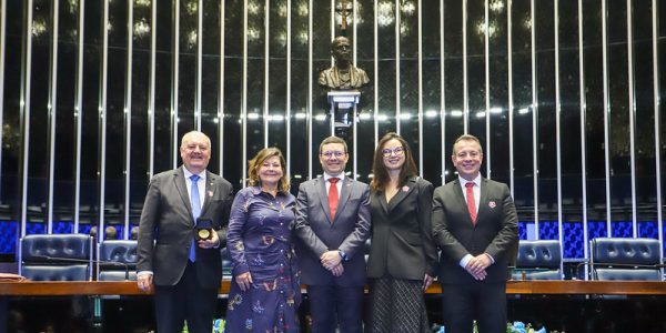 Amatra IV participa da celebração dos 50 anos da Anamatra no Senado Federal