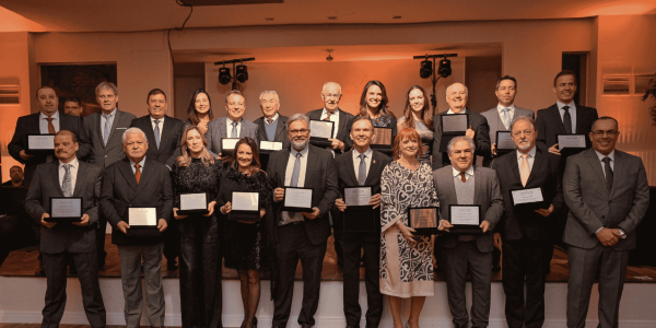 Amatra IV comemora 60 anos em noite de homenagens aos que escreveram a história da Associação